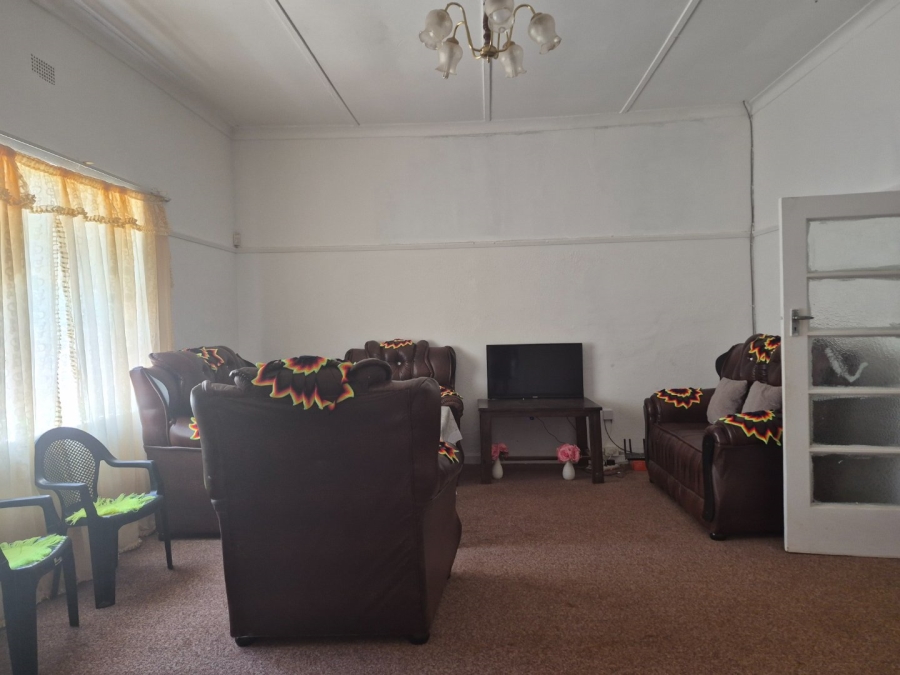6 Bedroom Property for Sale in Aliwal North Eastern Cape